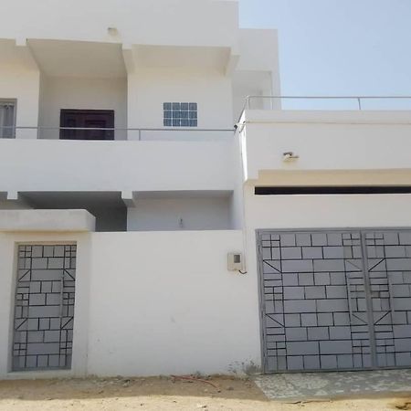 Villa Diambars Sali Tap Ngoại thất bức ảnh